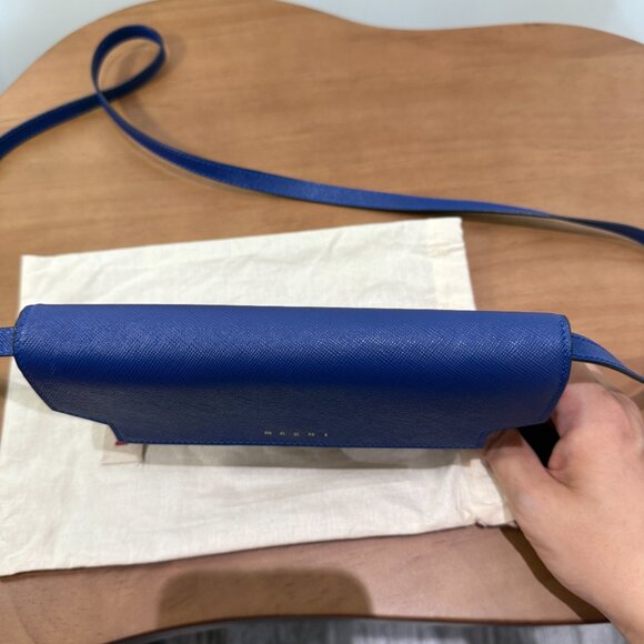 Marni Trunk Wallet with Crossbody Chain Blue/Red/Black - Picture 9 of 12